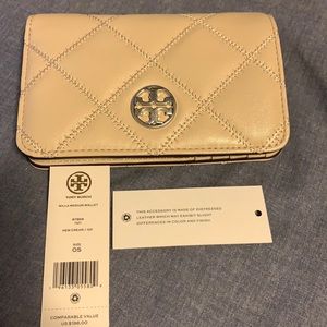 Tory Burch Willa Medium Wallet New Cream